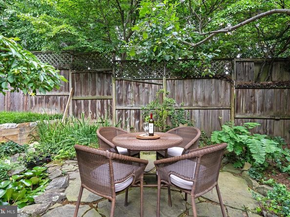 2429 Tunlaw Road NW, Washington DC 20007