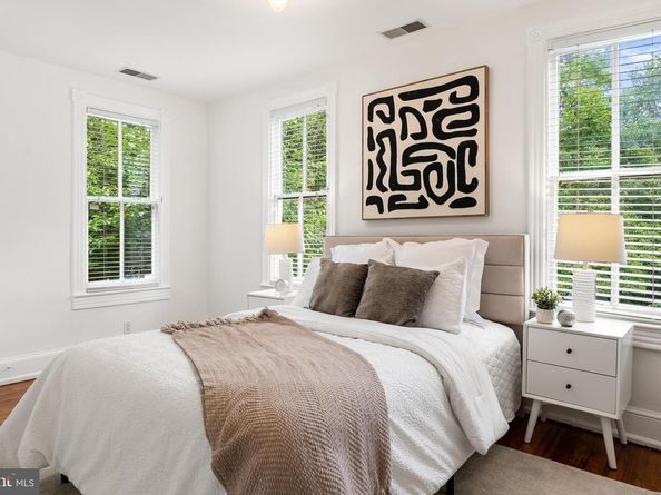 2429 Tunlaw Road NW, Washington DC 20007