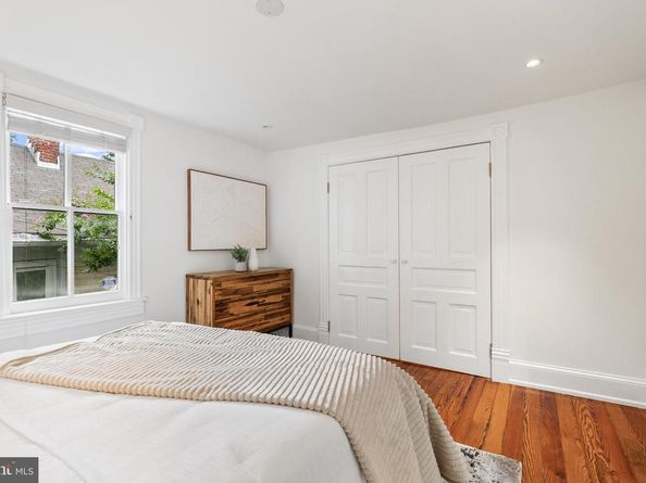 2429 Tunlaw Road NW, Washington DC 20007