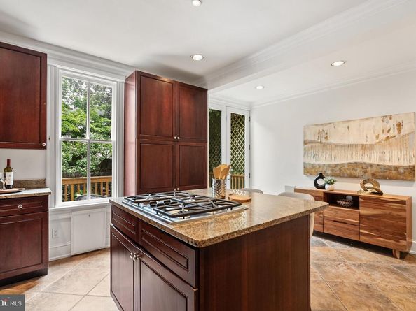2429 Tunlaw Road NW, Washington DC 20007