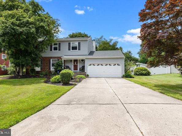 1517 Derbyshire Road, Yardley PA 19067