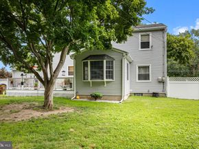 1517 Derbyshire Road, Yardley PA 19067