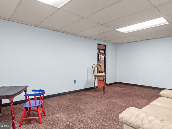1517 Derbyshire Road, Yardley PA 19067