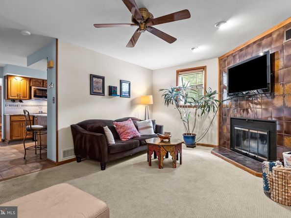 1517 Derbyshire Road, Yardley PA 19067