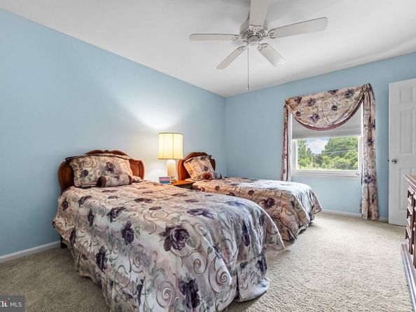1517 Derbyshire Road, Yardley PA 19067