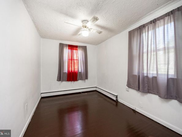 222 Collingdale Avenue, Collingdale PA 19023