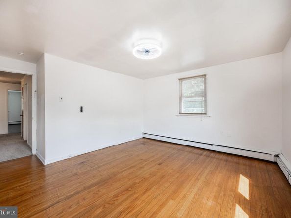 222 Collingdale Avenue, Collingdale PA 19023