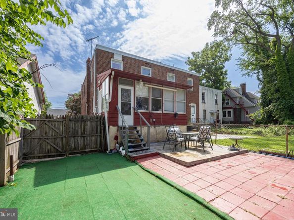 222 Collingdale Avenue, Collingdale PA 19023