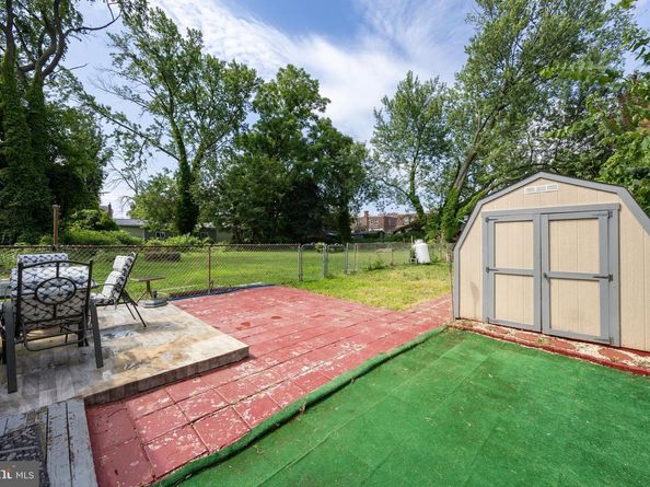 222 Collingdale Avenue, Collingdale PA 19023