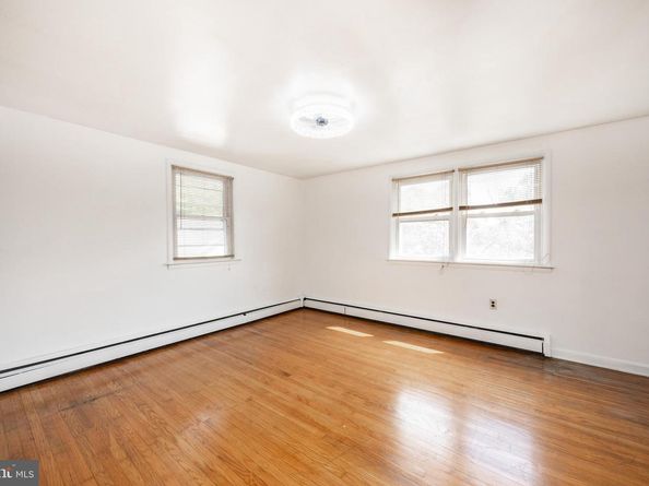 222 Collingdale Avenue, Collingdale PA 19023