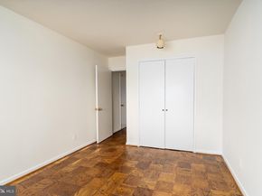1001 NW 26TH Street NW 607, Washington DC 20037