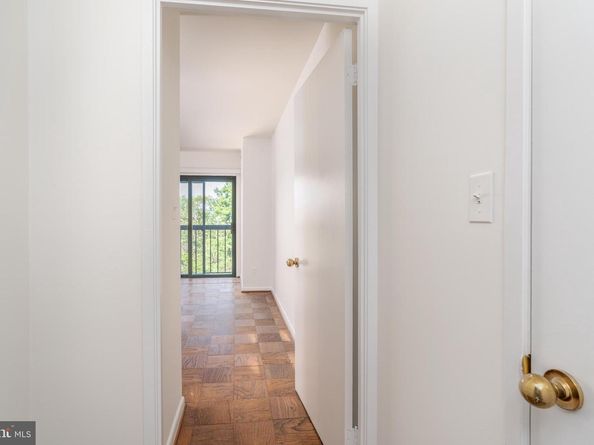 1001 NW 26TH Street NW 607, Washington DC 20037