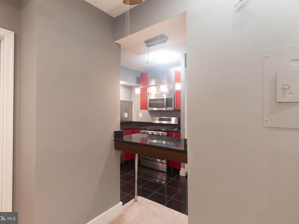 3701 S George Mason Drive 101N, Falls Church VA 22041