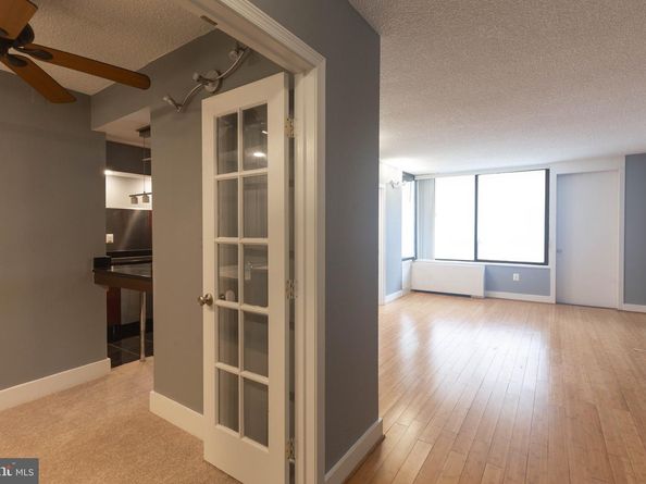 3701 S George Mason Drive 101N, Falls Church VA 22041