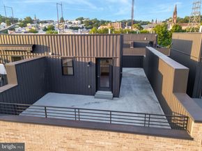4548 Riverside Way, Philadelphia PA 19127