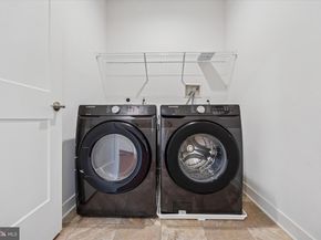 4548 Riverside Way, Philadelphia PA 19127