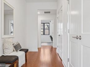 4548 Riverside Way, Philadelphia PA 19127