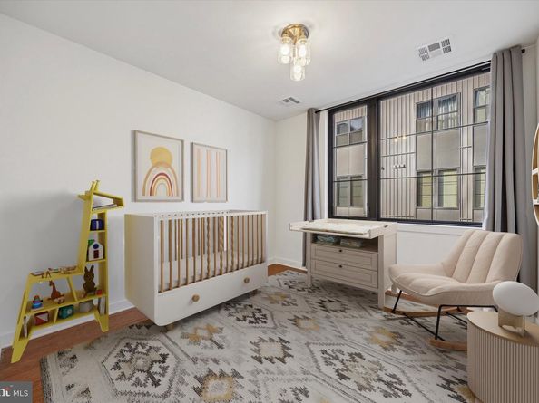 4548 Riverside Way, Philadelphia PA 19127