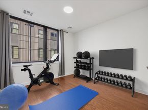 4548 Riverside Way, Philadelphia PA 19127