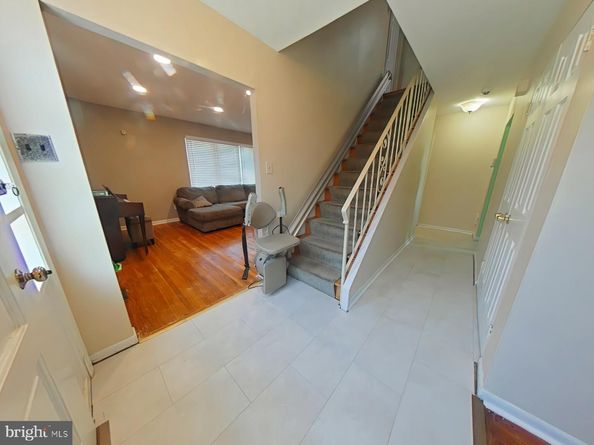 614 E Gorgas Lane, Philadelphia PA 19119