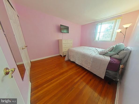 614 E Gorgas Lane, Philadelphia PA 19119