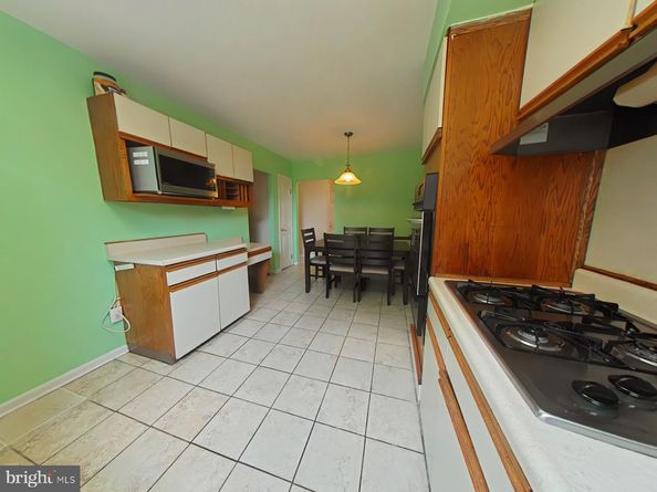 614 E Gorgas Lane, Philadelphia PA 19119