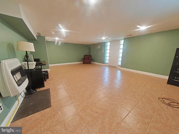 614 E Gorgas Lane, Philadelphia PA 19119