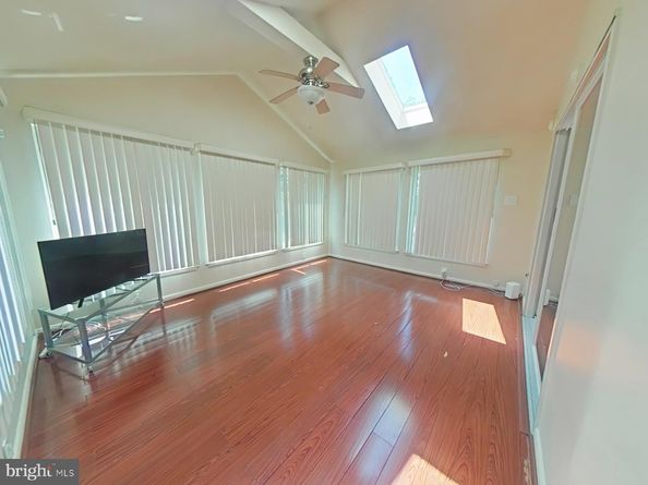 614 E Gorgas Lane, Philadelphia PA 19119
