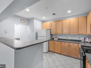 4950 Brenman Park Drive 301, Alexandria VA 22304