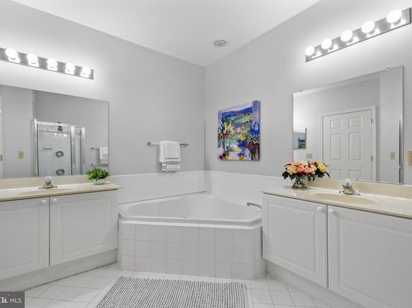 4950 Brenman Park Drive 301, Alexandria VA 22304