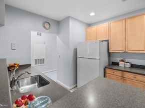 4950 Brenman Park Drive 301, Alexandria VA 22304