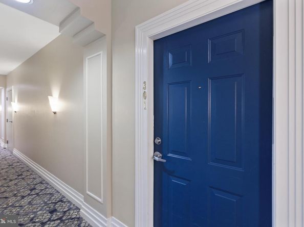 4950 Brenman Park Drive 301, Alexandria VA 22304