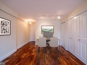 1919 Chestnut Street 1812, Philadelphia PA 19103