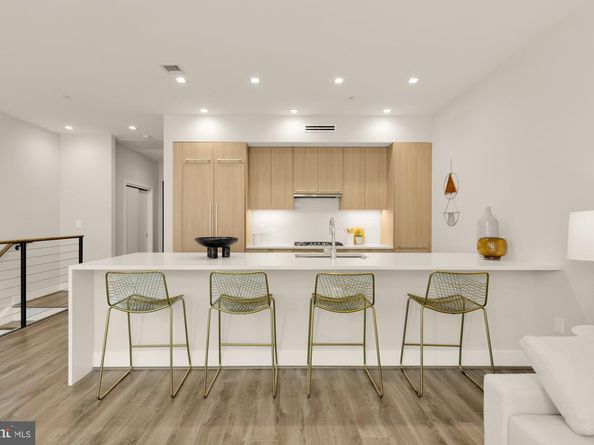 1628 11TH Street NW 105, Washington DC 20001