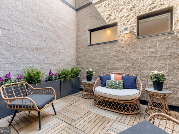 1628 11TH Street NW 105, Washington DC 20001