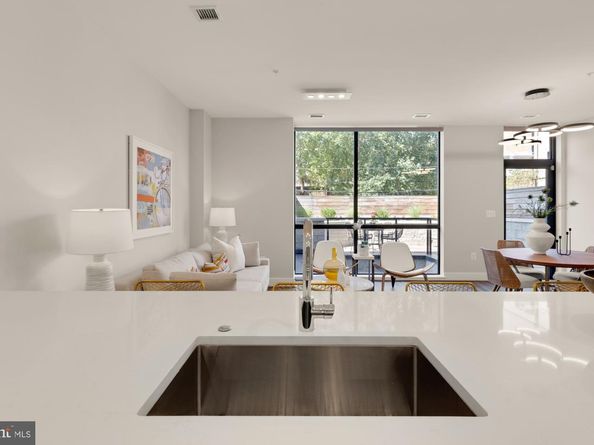 1628 11TH Street NW 105, Washington DC 20001