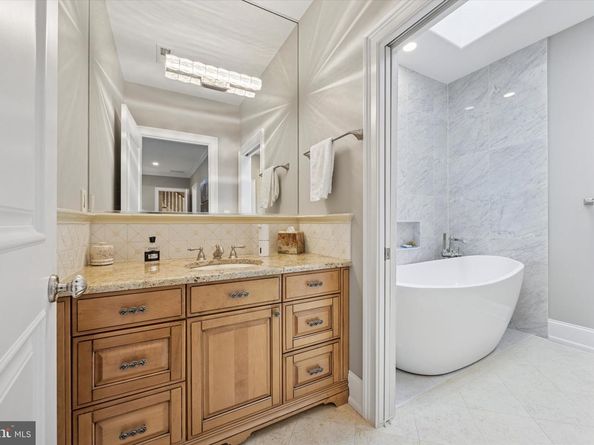 631 Harts Ridge Road, Conshohocken PA 19428