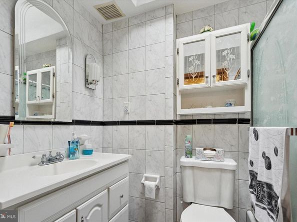 3187 S 20TH Street, Philadelphia PA 19145