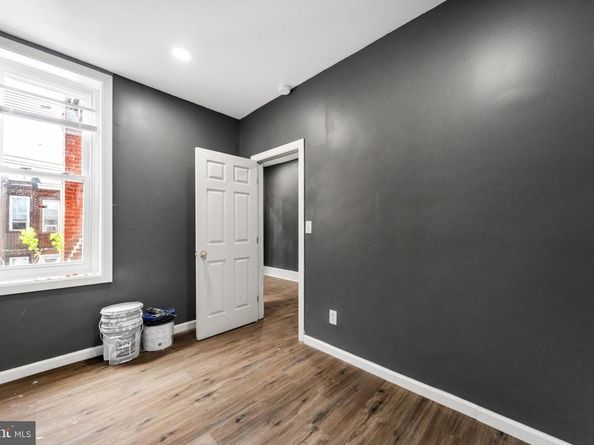 2762 N Hemberger Street, Philadelphia PA 19132