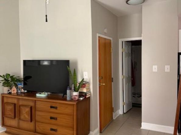 1504 Mount Vernon Street 2F, Philadelphia PA 19130