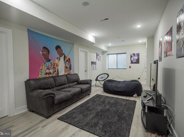 3716 Haverford Avenue, Philadelphia PA 19104