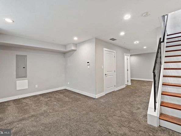 1603 S 6TH Street, Philadelphia PA 19148