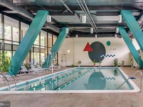 3800 Powell Lane 519, Falls Church VA 22041