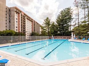 3800 Powell Lane 519, Falls Church VA 22041