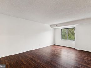 3800 Powell Lane 519, Falls Church VA 22041
