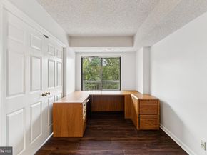 3800 Powell Lane 519, Falls Church VA 22041