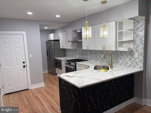 344 Roseberry Street, Philadelphia PA 19148
