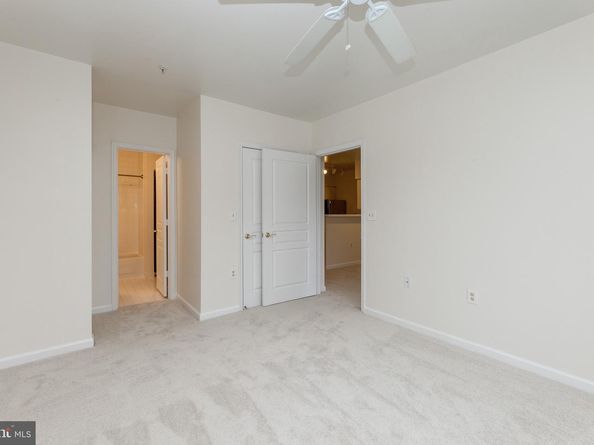2204 Westcourt Lane 201, Herndon VA 20170