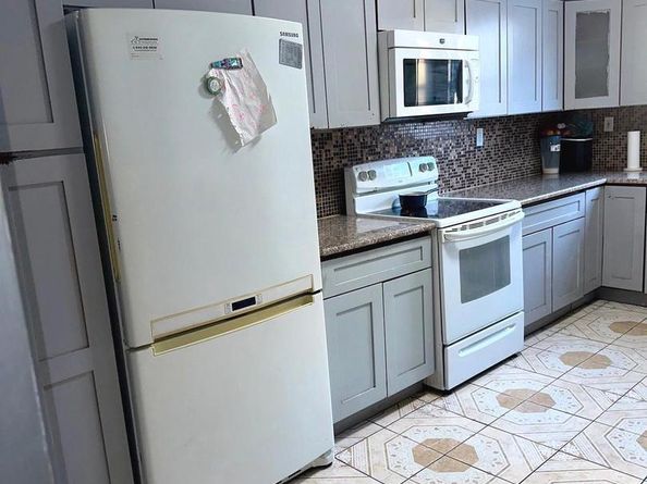 221 E Ontario Street, Philadelphia PA 19134