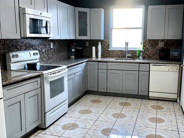 221 E Ontario Street, Philadelphia PA 19134